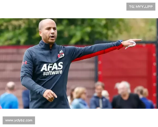 奥林匹亚科斯如何突破重围成功夺得欧协联冠军的关键因素分析